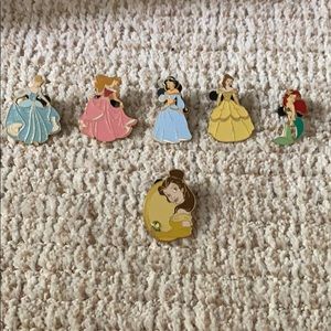 Collectible Disney Princess Pin Set